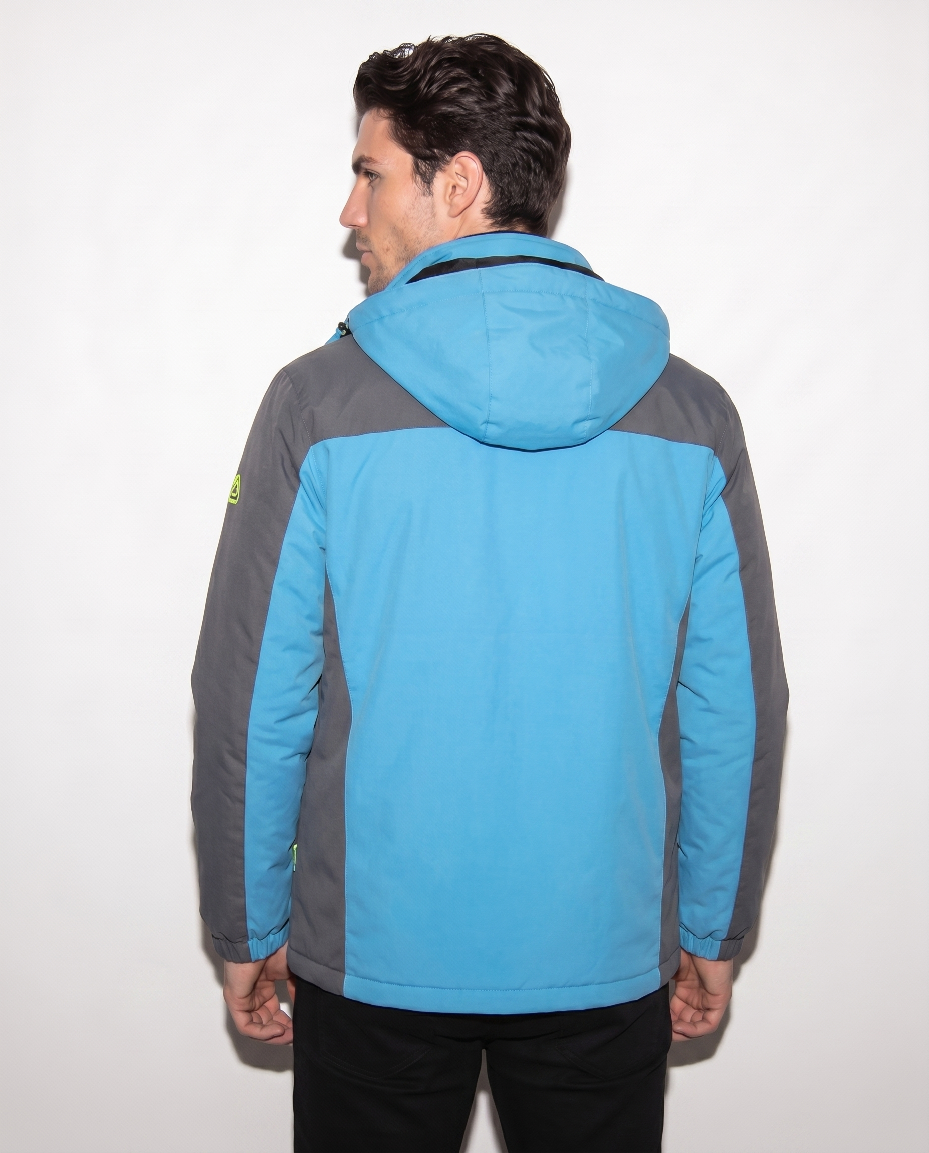 CHAQUETA OUTDOOR